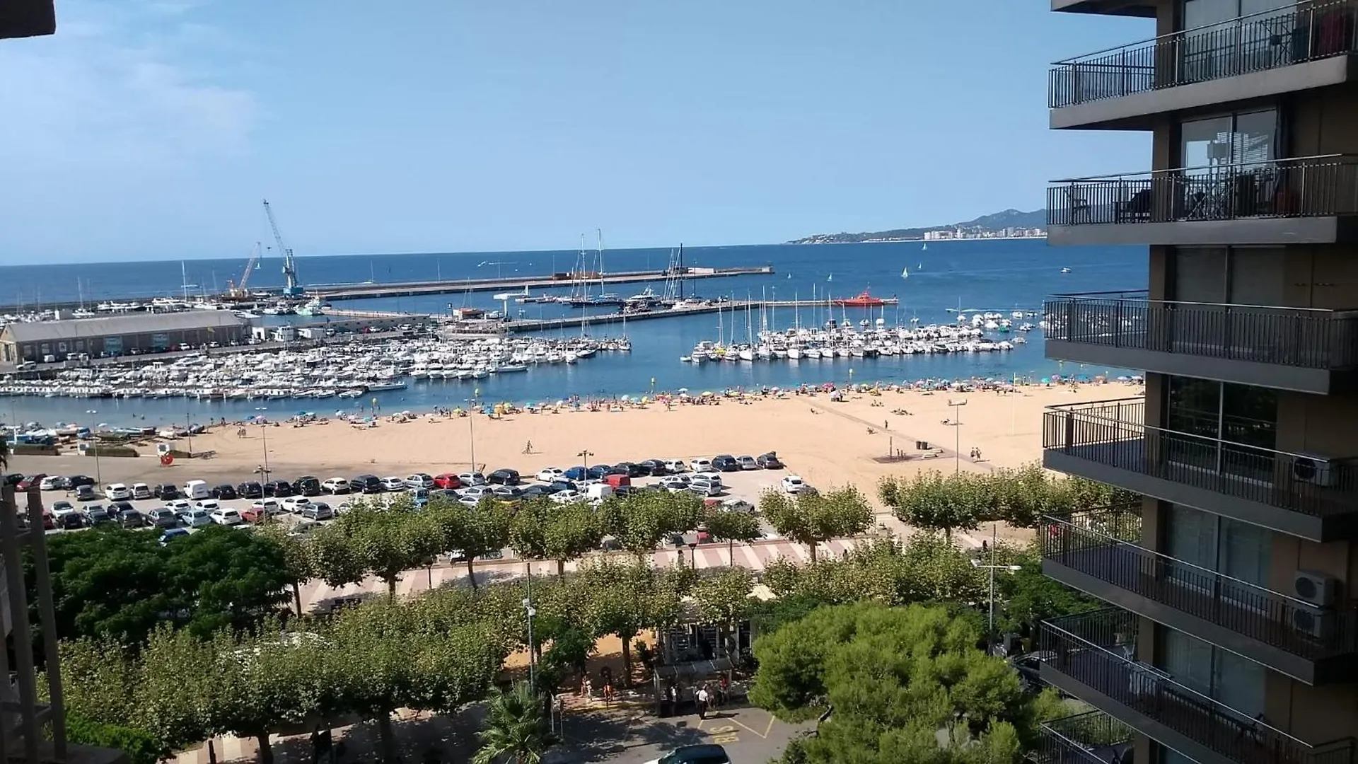 דירות פלאמוס Passeig Del Mar, 2